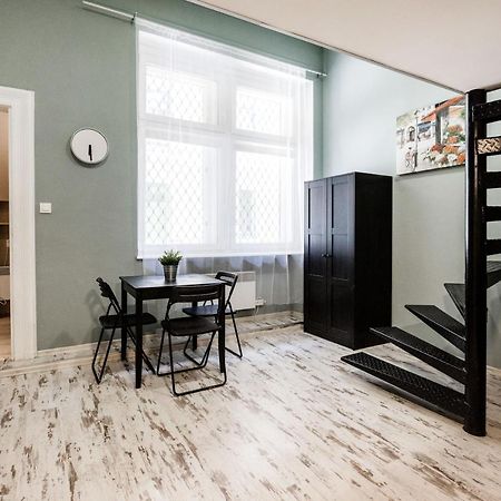 Hungarian Rebelian With Ac Apartment Budapest Exterior photo