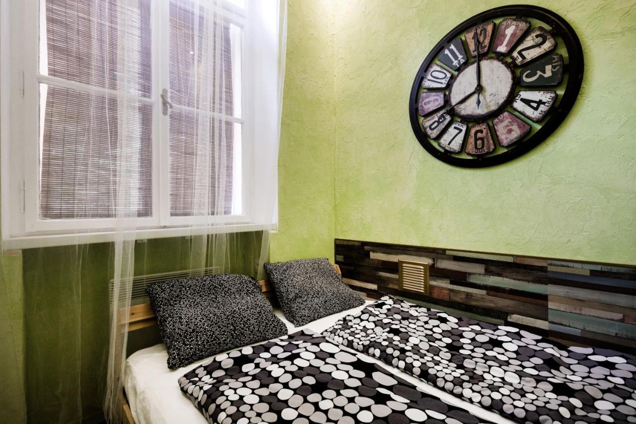 Hungarian Rebelian With Ac Apartment Budapest Exterior photo