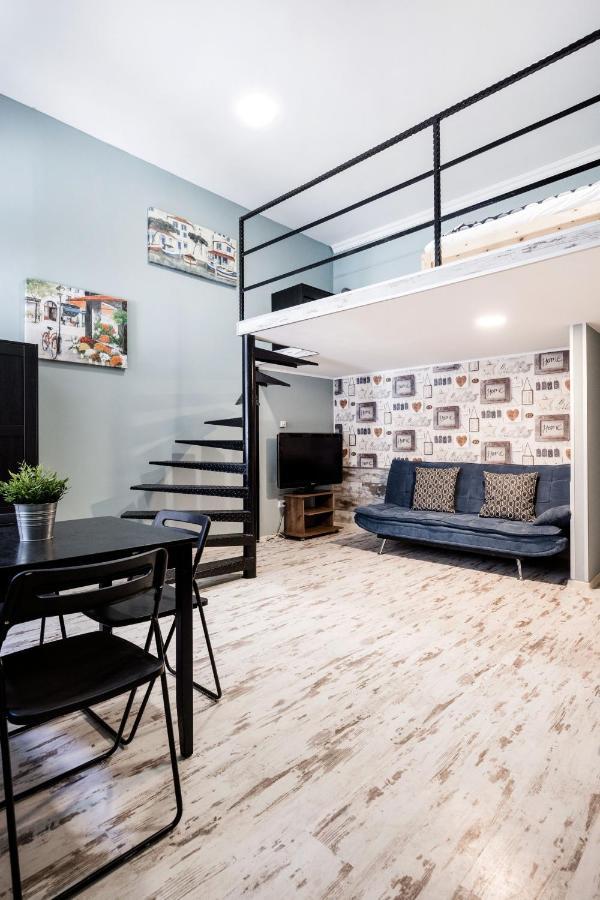 Hungarian Rebelian With Ac Apartment Budapest Exterior photo